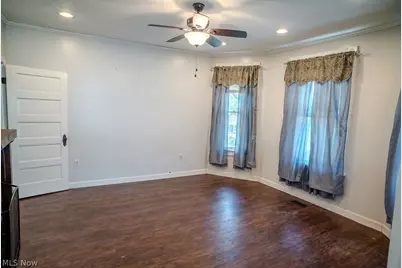 1045 Laird Avenue, Parkersburg, WV 26101 - Photo 5