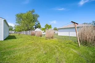 322 Windsor Dr, Elyria, OH 44035 - Photo 27
