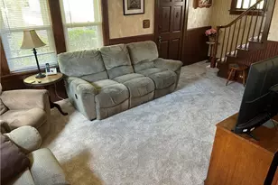 4411 Maplecrest Ave, Parma, OH 44134 - Photo 7