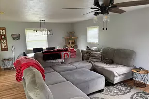 112 W College St, Cadiz, OH 43907 - Photo 7