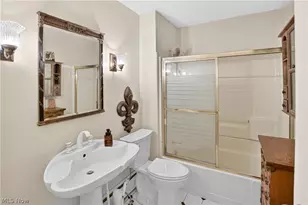 126 Columbus St, Elyria, OH 44035 - Photo 27