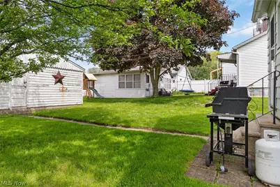 168 22nd Street NW, Barberton, OH 44203 - Photo 33