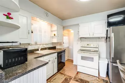 1114 Lincoln Avenue, Cuyahoga Falls, OH 44223 - Photo 5