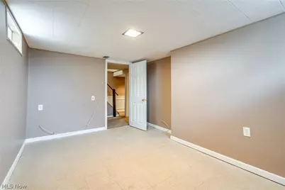 1114 Lincoln Avenue, Cuyahoga Falls, OH 44223 - Photo 17