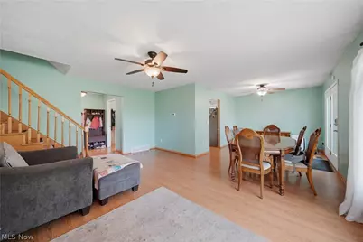 11205 Merrimack Avenue NW, Hartville, OH 44632 - Photo 9
