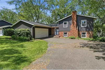 11205 Merrimack Avenue NW, Hartville, OH 44632 - Photo 37