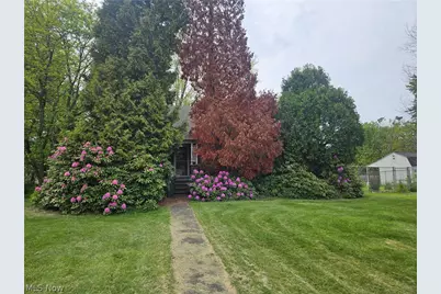 4070 Broadway, Lorain, OH 44052 - Photo 1