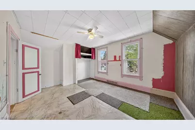 1320 W 87th Street, Loveland, OH 44102 - Photo 11