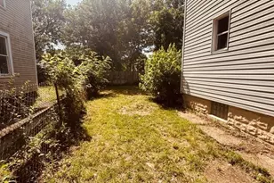 750 Brown St, Akron, OH 44311 - Photo 3