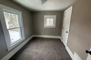 750 Brown St, Akron, OH 44311 - Photo 13