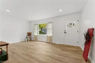 4871 15th St SW, Canton, OH 44710 - Photo 5