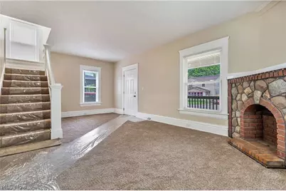 796 Dayton Street, Akron, OH 44310 - Photo 7