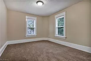 796 Dayton St, Akron, OH 44310 - Photo 13