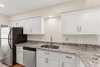 13011 W Lake Road, Vermilion, OH 44089 - Photo 15