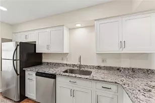 13011 W Lake Rd, Vermilion, OH 44089 - Photo 15