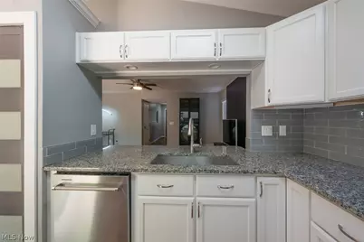 8716 Blossom Drive, Mentor, OH 44060 - Photo 7