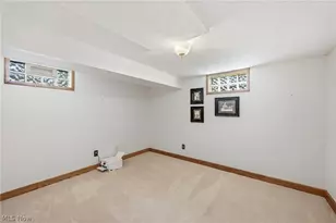 100 Forest-Hill Dr, Hubbard, OH 44425 - Photo 35