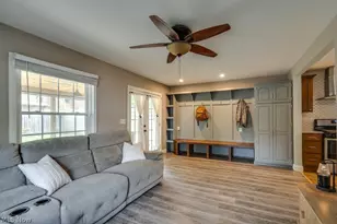 375 Roslyn Ave, Akron, OH 44320 - Photo 11