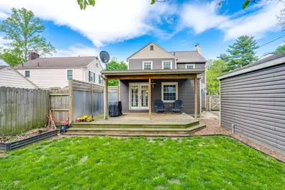 375 Roslyn Avenue, Akron, OH 44320 - Photo 25
