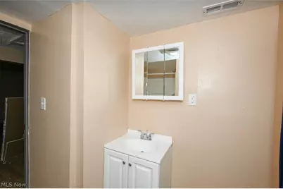 916 Abington Road, Akron, OH 44312 - Photo 27