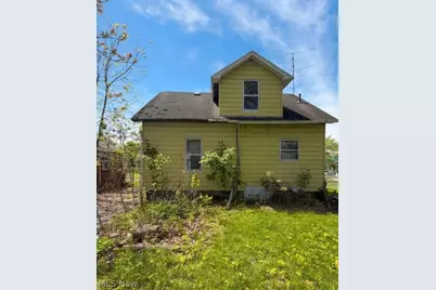 1570 Bonnie Brae Avenue NE, Warren, OH 44483 - Photo 3