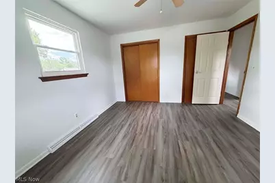 7090 Hillridge Avenue NE, Canton, OH 44721 - Photo 13