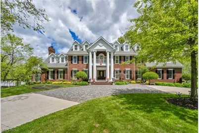 6900 Deerfield Avenue NW, Canal Fulton, OH 44614 - Photo 1