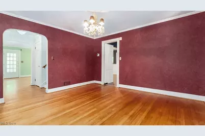 2751 E Ridgewood Circle, Zanesville, OH 43701 - Photo 11