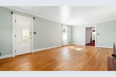 2751 E Ridgewood Circle, Zanesville, OH 43701 - Photo 7