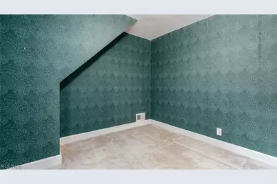 2751 E Ridgewood Circle, Zanesville, OH 43701 - Photo 37