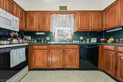 2540 Edgewood Avenue, Alliance, OH 44601 - Photo 5