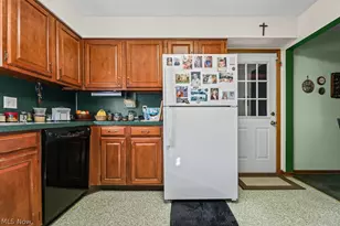 2540 Edgewood Ave, Alliance, OH 44601 - Photo 7