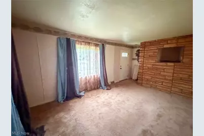 572 Comstock Street NW, Warren, OH 44483 - Photo 7