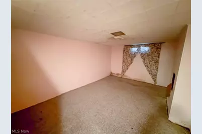 572 Comstock Street NW, Warren, OH 44483 - Photo 21