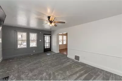 261 Madison Avenue, Akron, OH 44320 - Photo 7