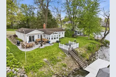 786 Harbor Avenue, Lake Milton, OH 44429 - Photo 1