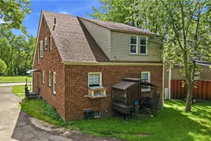 210 5th Ave, Hubbard, OH 44425 - Photo 5