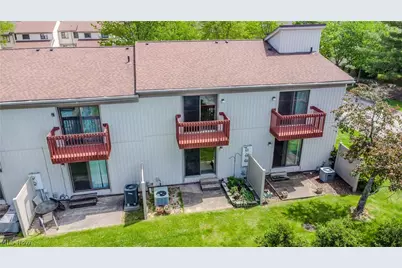 5556 Hilltop Oval, Parma, OH 44134 - Photo 17