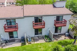 5556 Hilltop Oval, Parma, OH 44134 - Photo 17