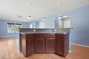 182 Elizabeth Pkwy, Akron, OH 44304 - Photo 11