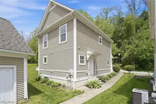 182 Elizabeth Pkwy, Akron, OH 44304 - Photo 35