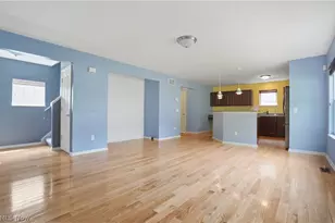 182 Elizabeth Pkwy, Akron, OH 44304 - Photo 3