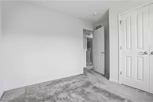 182 Elizabeth Pkwy, Akron, OH 44304 - Photo 21