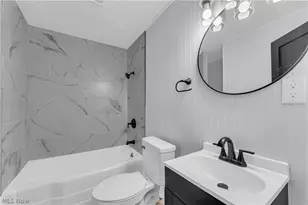 11913 Buckingham Ave, Loveland, OH 44120 - Photo 17