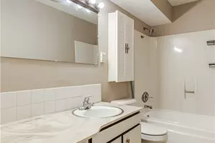 2331 E Market St, Akron, OH 44312 - Photo 21