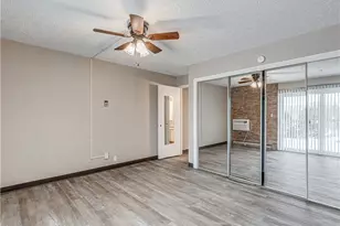 2331 E Market St, Akron, OH 44312 - Photo 9