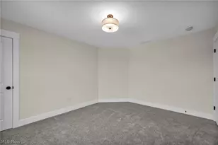883 White Willow Ln, Brunswick, OH 44212 - Photo 29