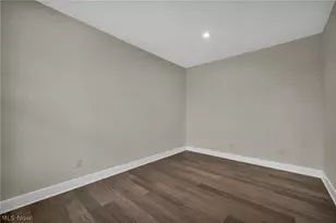 883 White Willow Ln, Brunswick, OH 44212 - Photo 17