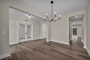 883 White Willow Ln, Brunswick, OH 44212 - Photo 13