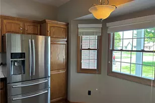 1136 Pine Bluff Dr NE, New Philadelphia, OH 44663 - Photo 5